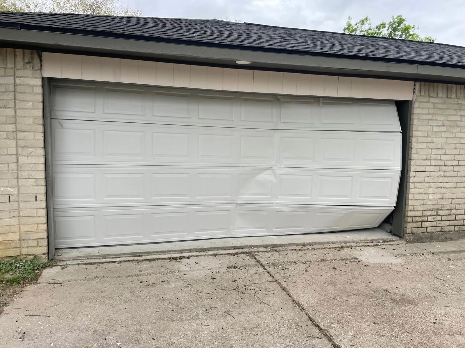 Garage Door Repair in Jersey Village, TX — Lemus Garage Door Services, Licensed & Insured, (281) 906-4783